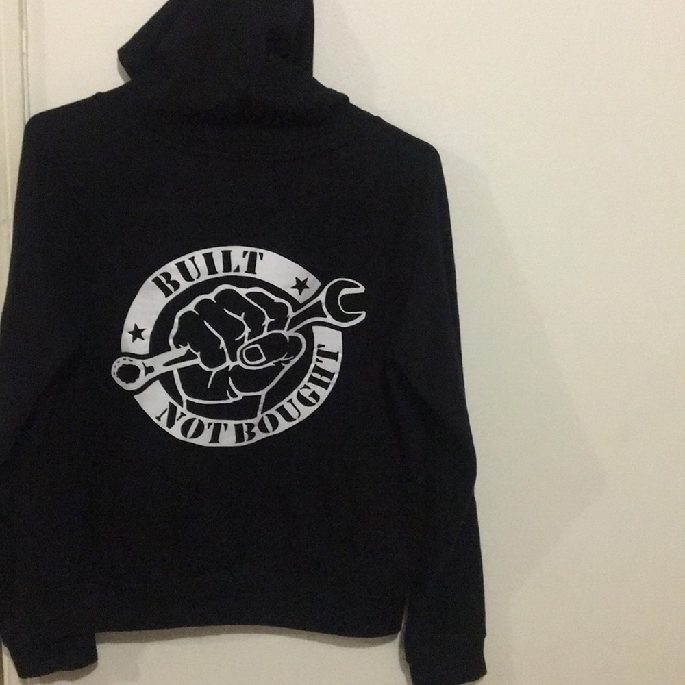 “Built🚫Bought” hoodie. I-customized it w/message